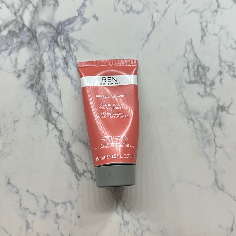 REN Clean Skincare Perfect Canvas Clean Jelly Oil Cleanser